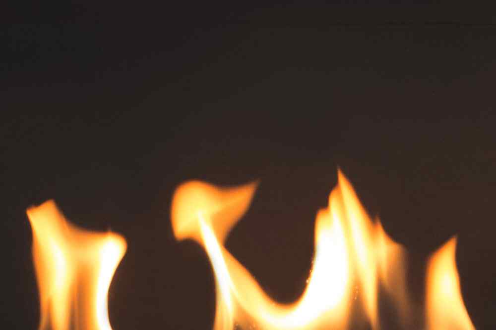Valor P2 Gas Fireplace Plain Black Liner
